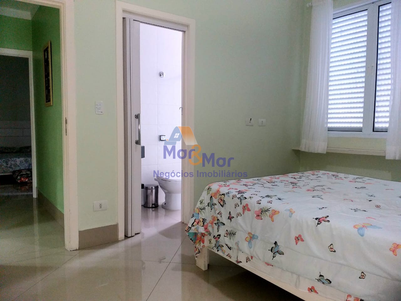 Apartamento-4-dormitorios-Pitangueiras