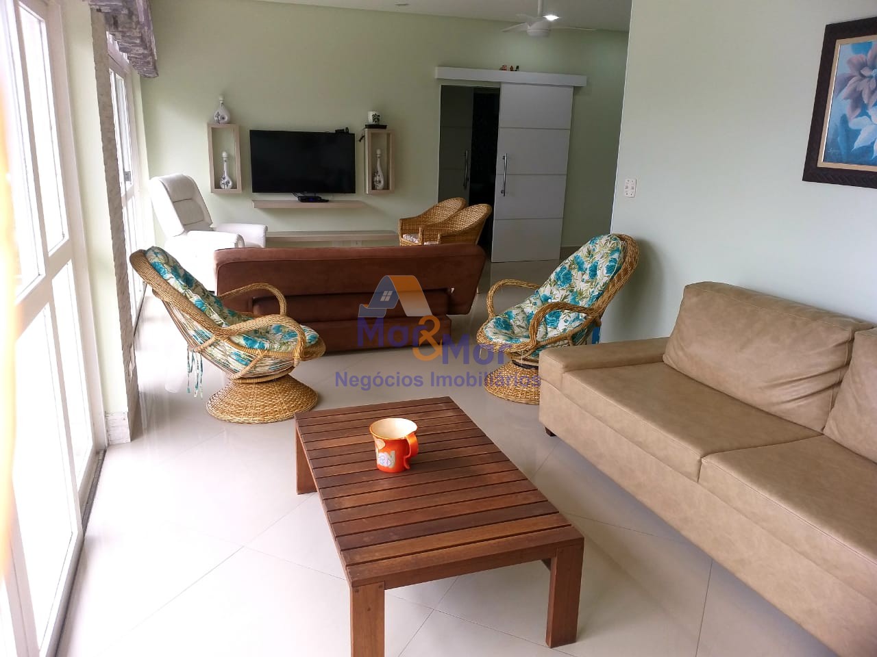 Apartamento-4-dormitorios-Pitangueiras