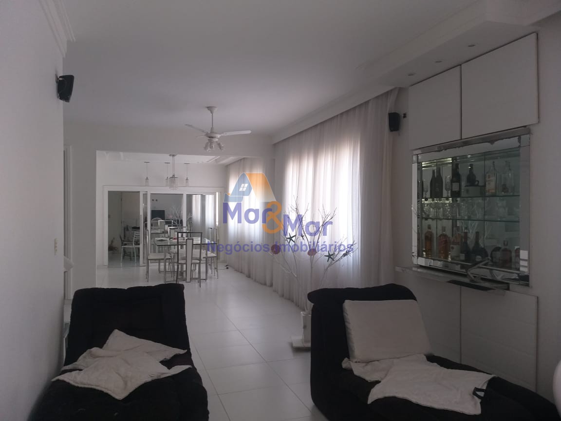 Apartamento-4-dormitorios-Pitangueiras
