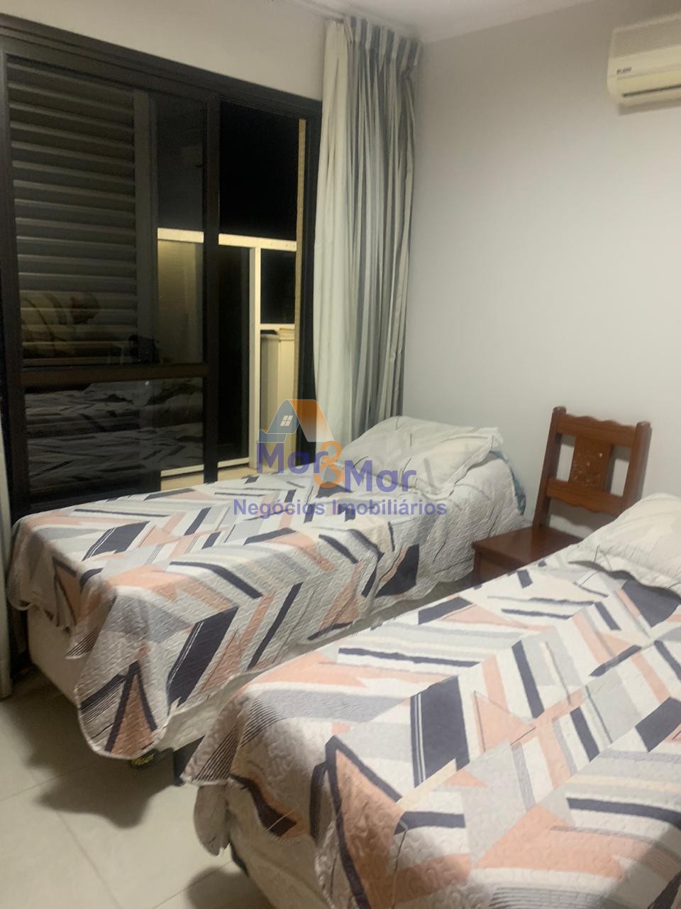 Cobertura em  GUARUJÁ - SP