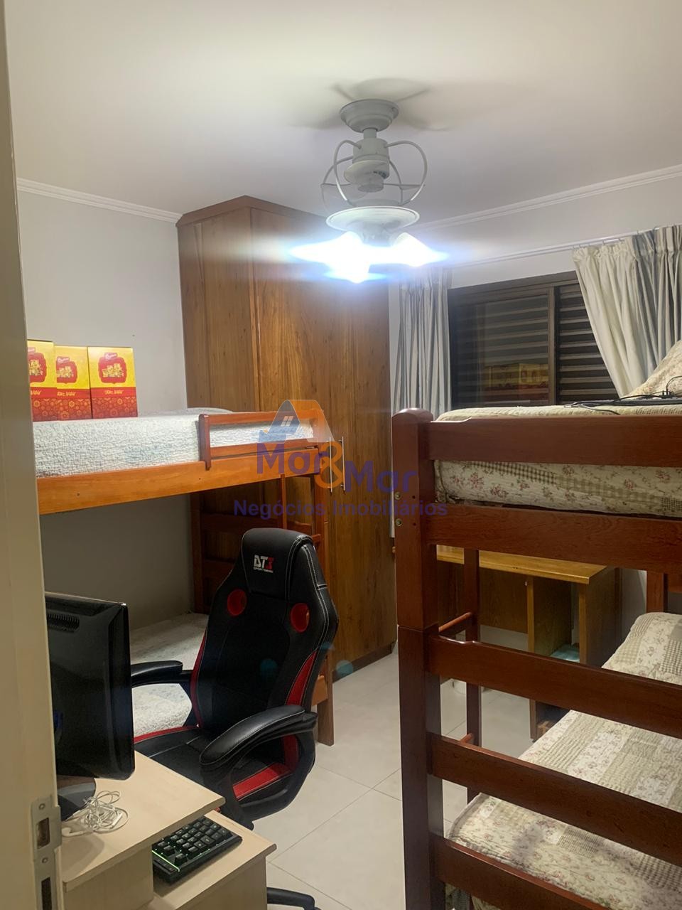Cobertura em  GUARUJÁ - SP