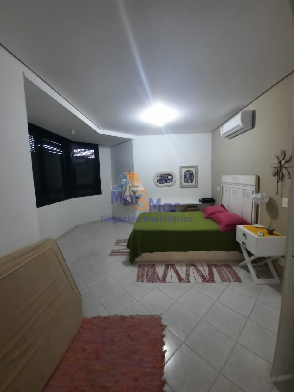 Apartamento-4-dormitorios-Pitangueiras