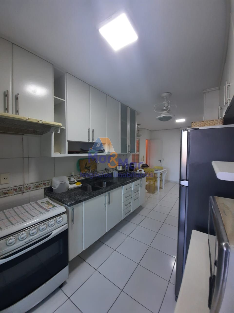 Apartamento-4-dormitorios-Pitangueiras