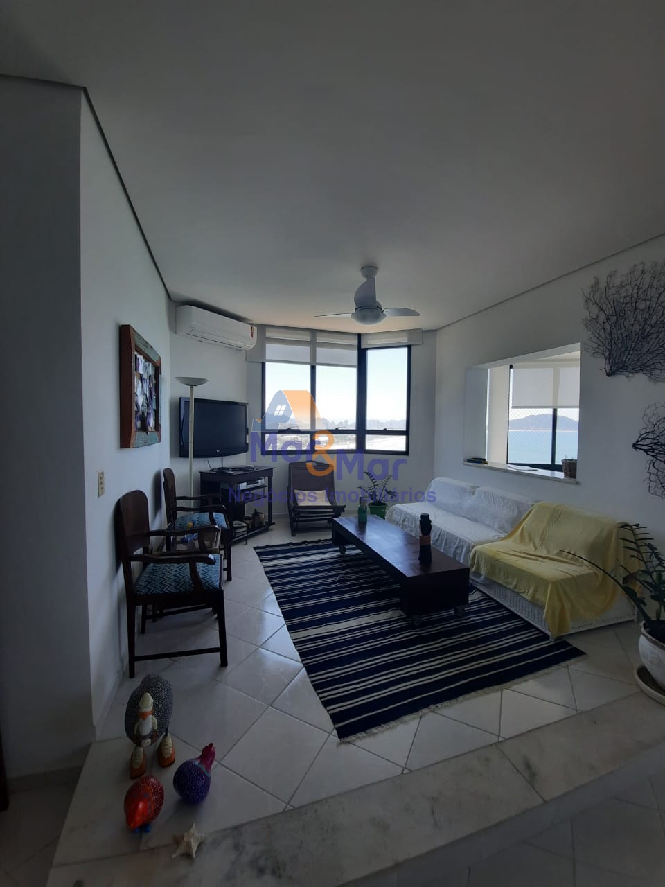 Apartamento-4-dormitorios-Pitangueiras