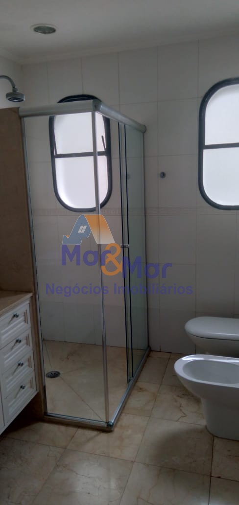 Apartamento Frente ao Mar nas Pitangueiras, Guarujá - SP