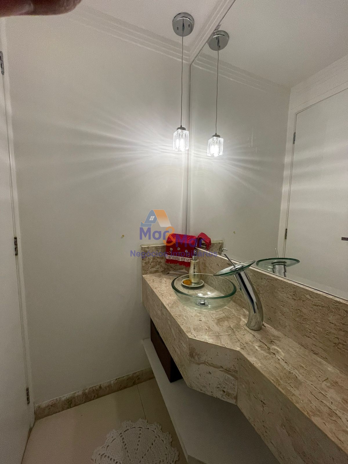 Apartamento na Praia das Astúrias, Guarujá - SP