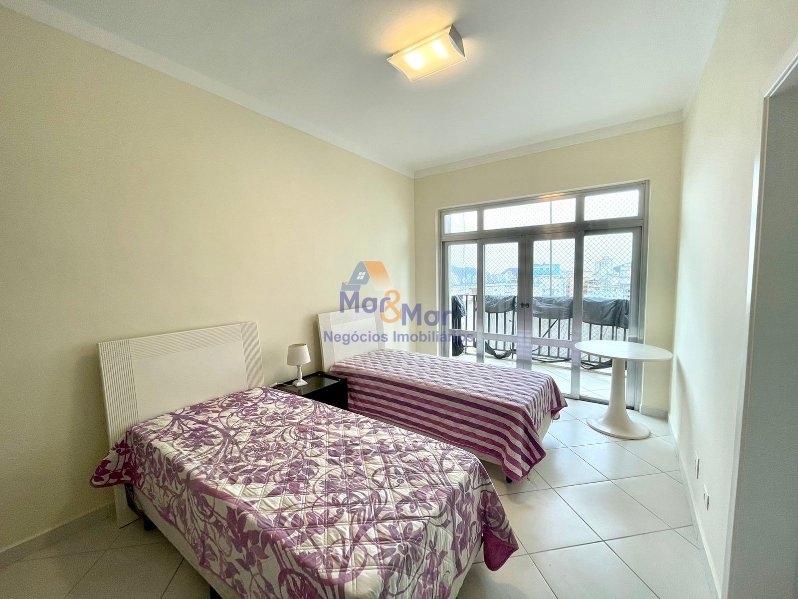 Apartamento GUARUJÁ - SP