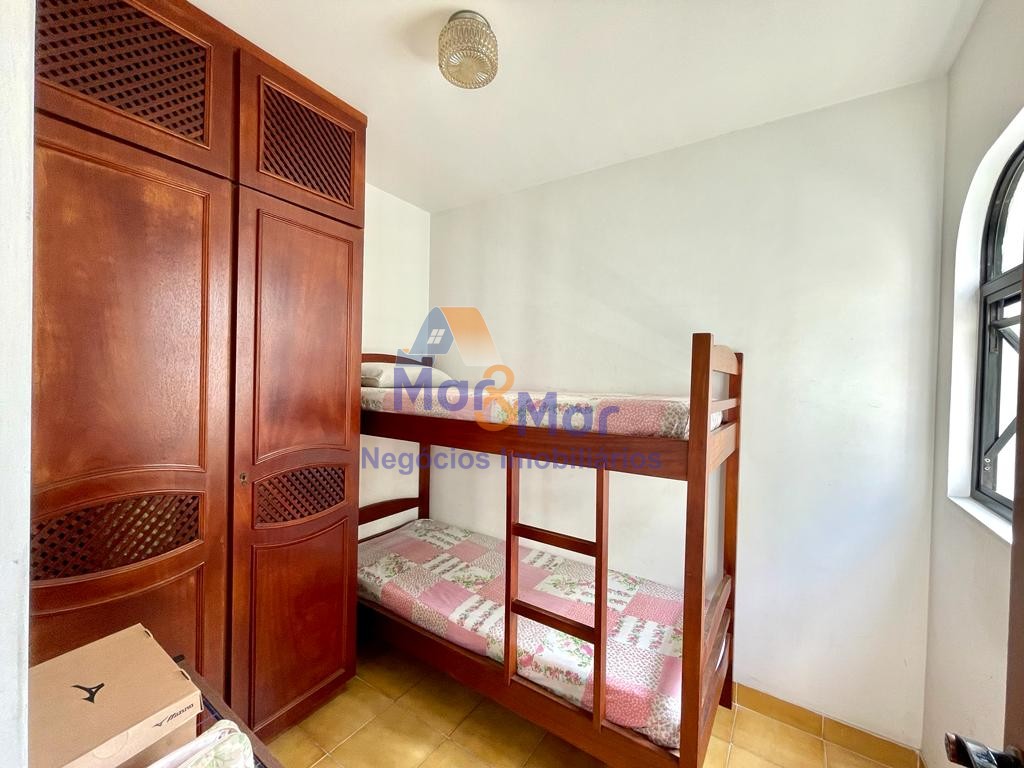 Apartamento na Praia das Pitangueiras, Guarujá - SP