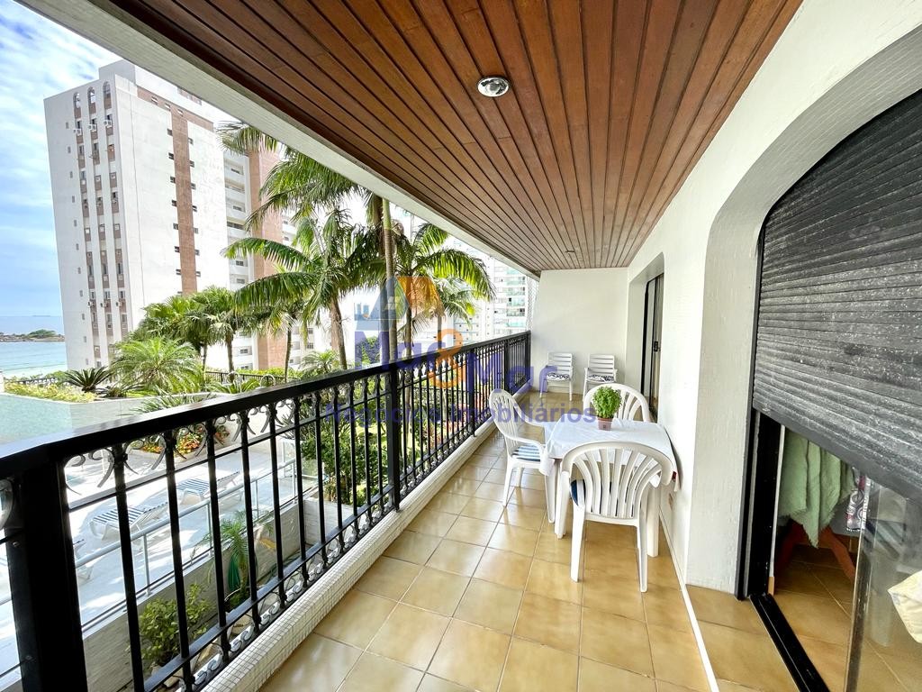 Apartamento na Praia das Pitangueiras, Guarujá - SP