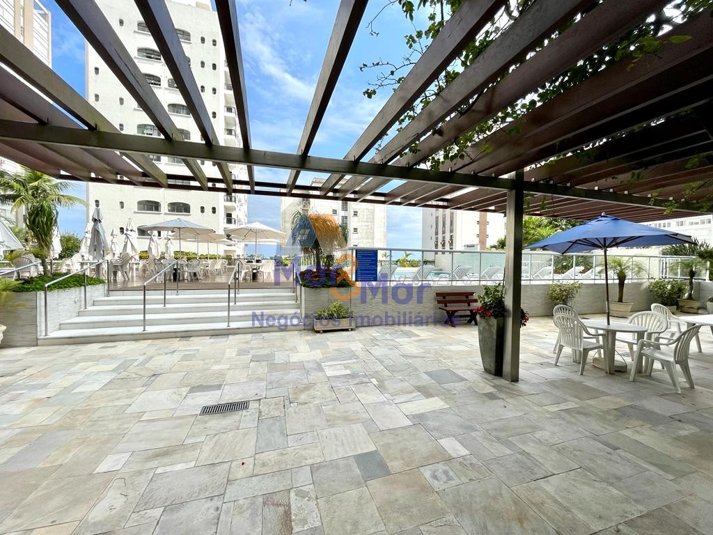 Apartamento na Praia das Pitangueiras, Guarujá - SP