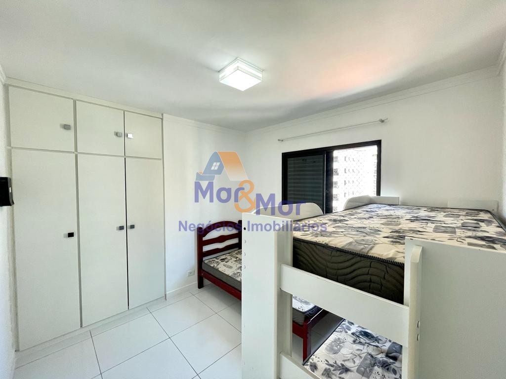 Apartamento na Praia das Pitangueiras, Guarujá - SP