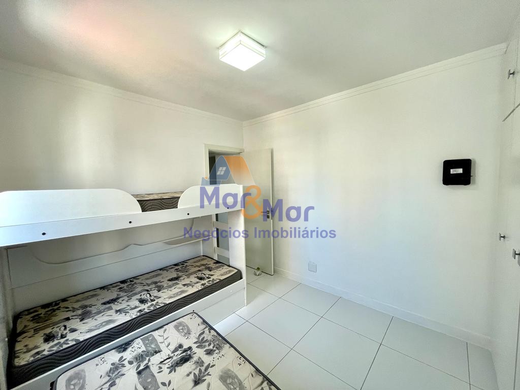 Apartamento na Praia das Pitangueiras, Guarujá - SP