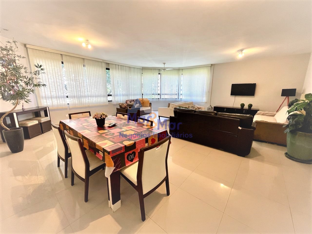 Apartamento GUARUJÁ - SP