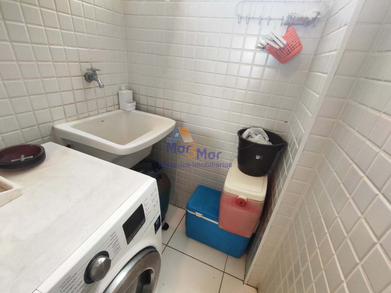 Apartamento Frente ao Mar nas Pitangueiras, Guarujá - SP
