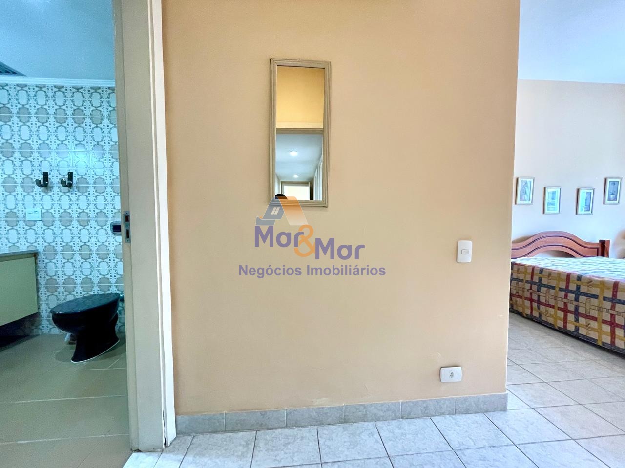 Apartamento na Praia das Pitangueiras, Guarujá - SP