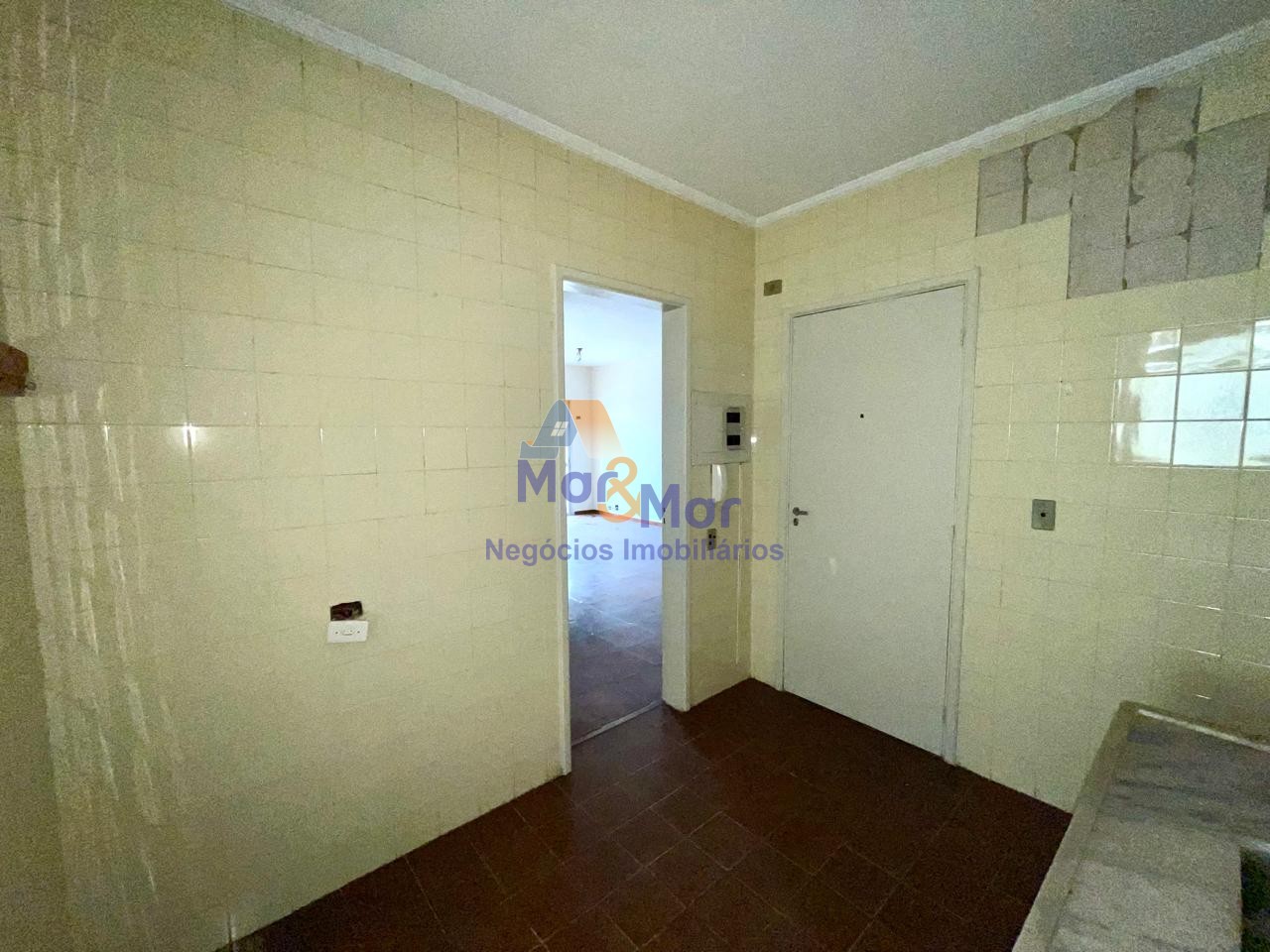 Apartamento na Praia da Enseada, Guarujá - SP