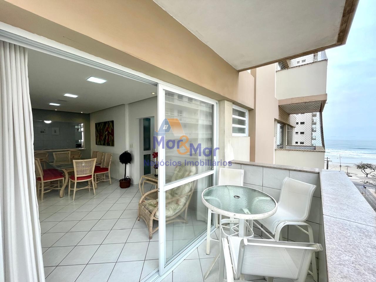 Apartamento GUARUJÁ - SP