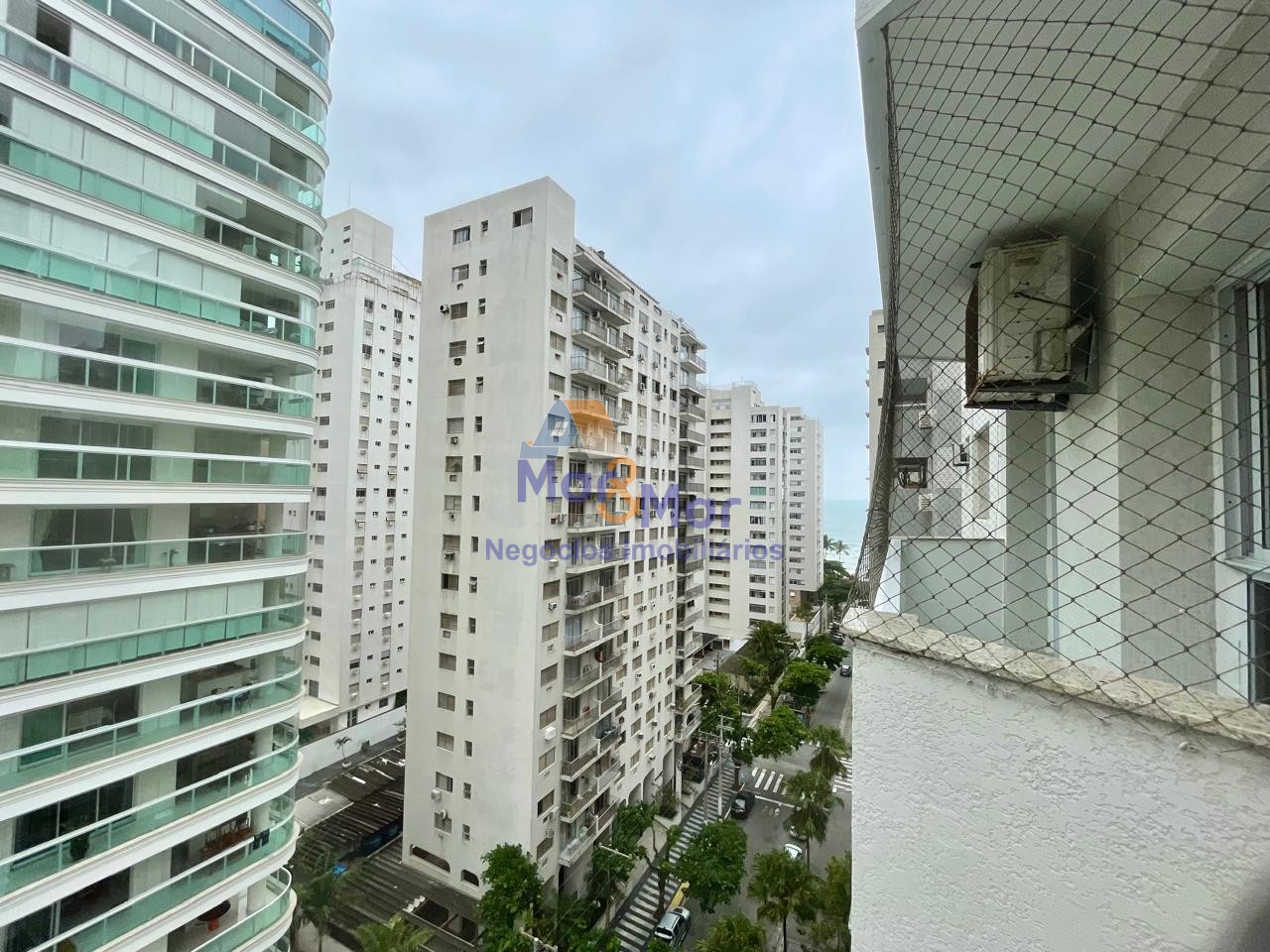 Apartamento GUARUJÁ - SP