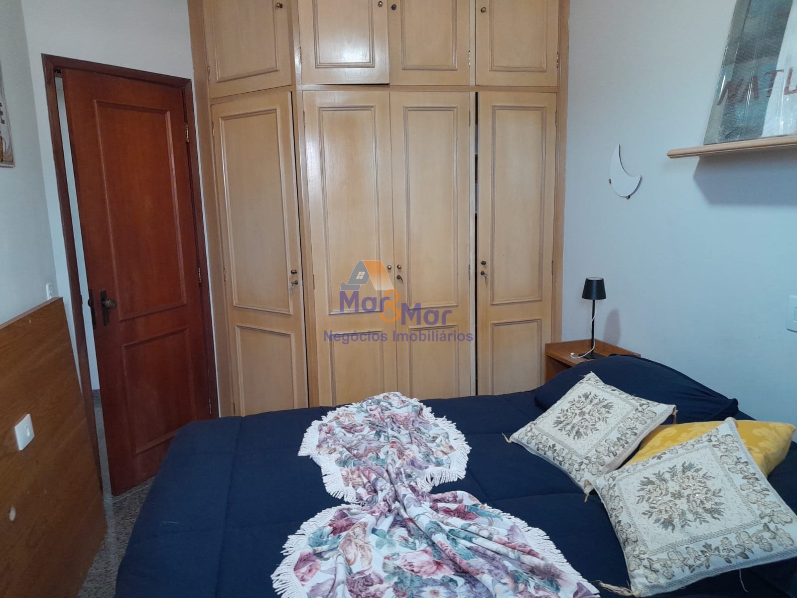 Apartamento na Praia da Enseada, Guarujá - SP