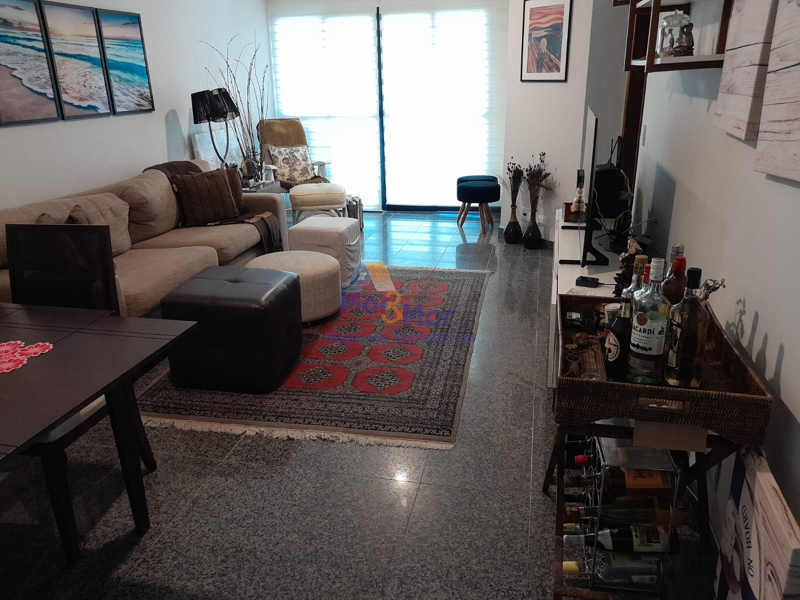 Apartamento na Praia da Enseada, Guarujá - SP
