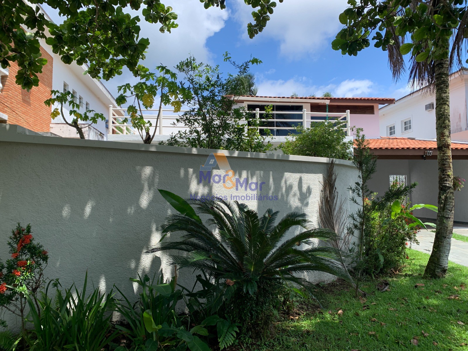 Casa em alvenaria GUARUJÁ - SP