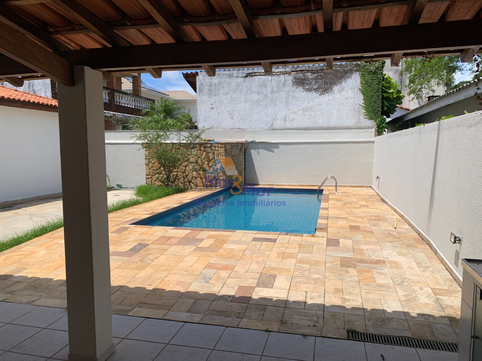 Casa em alvenaria GUARUJÁ - SP
