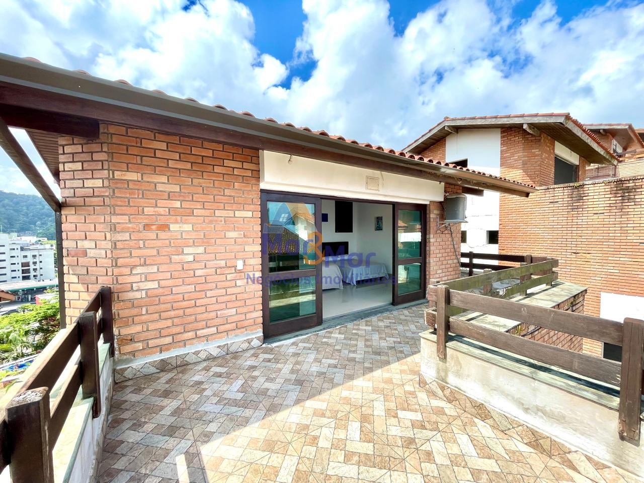 Casa em alvenaria GUARUJÁ - SP