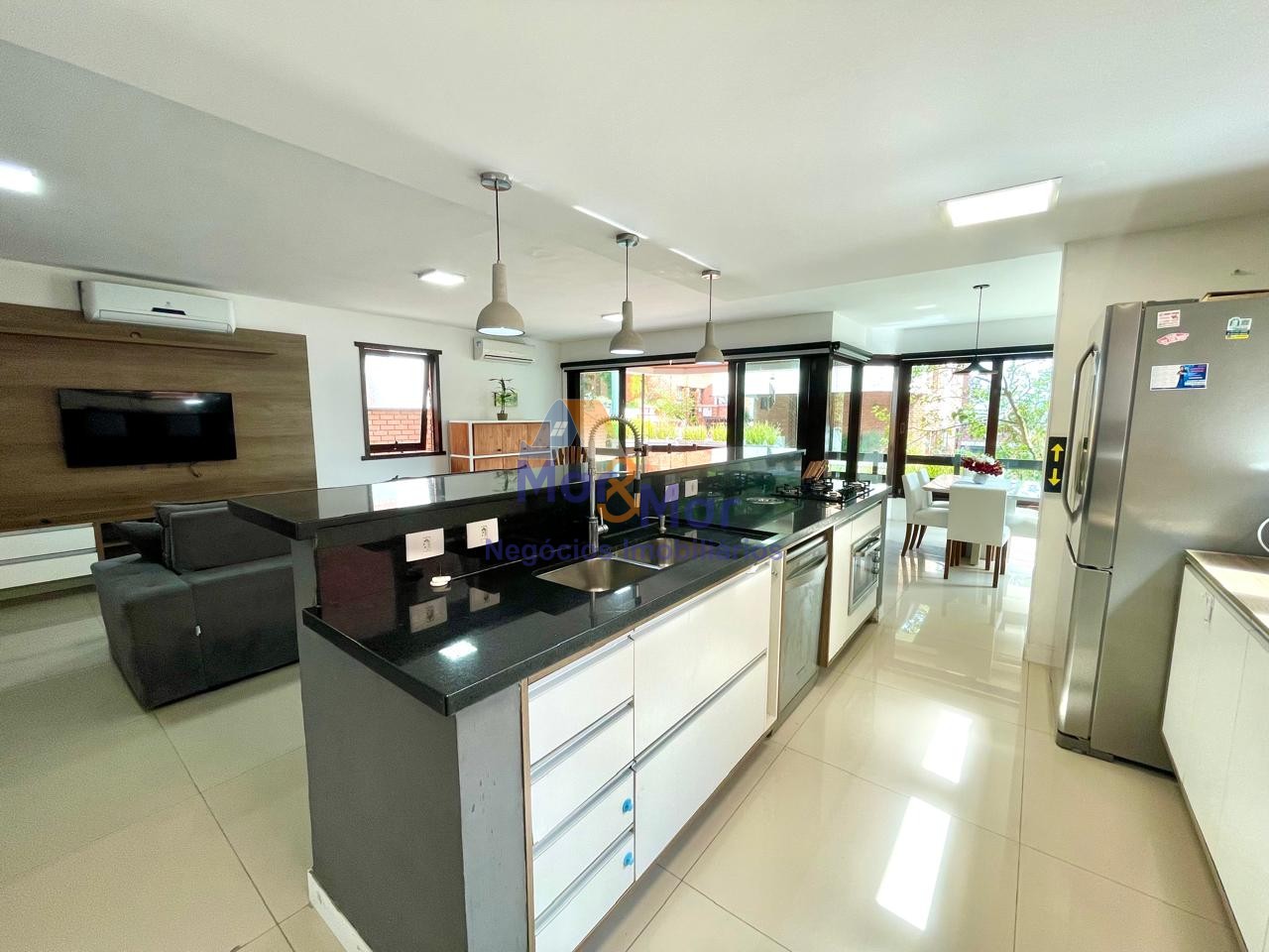 Casa em alvenaria GUARUJÁ - SP