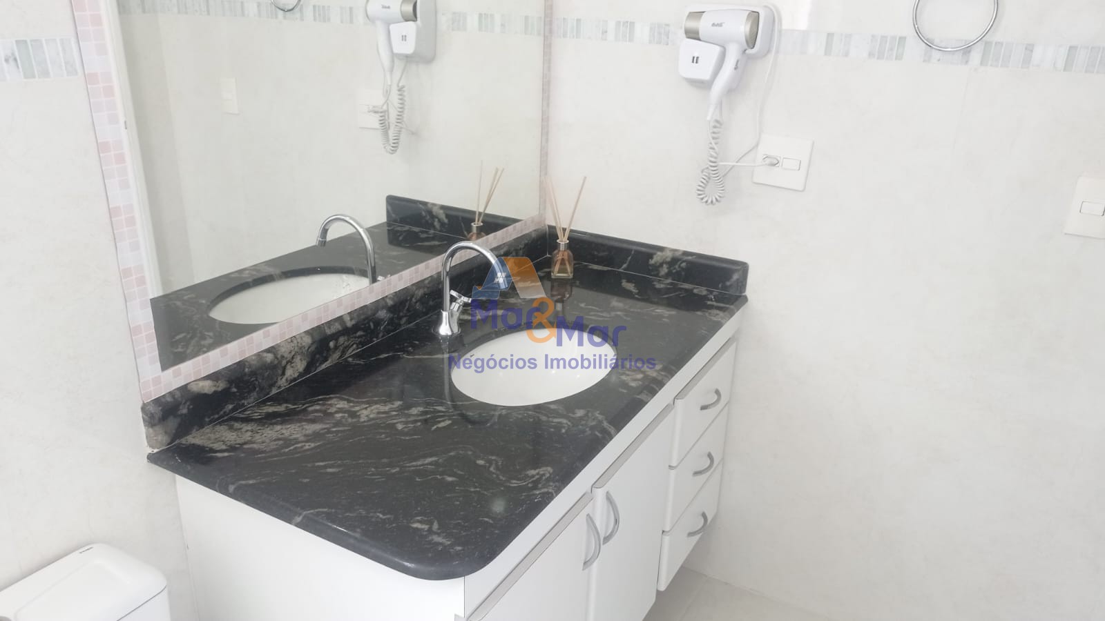 Apartamento GUARUJÁ - SP
