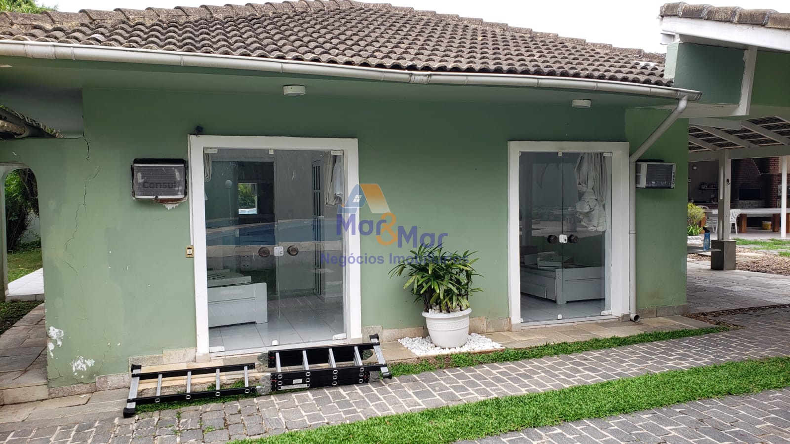 Casa em alvenaria GUARUJÁ - SP