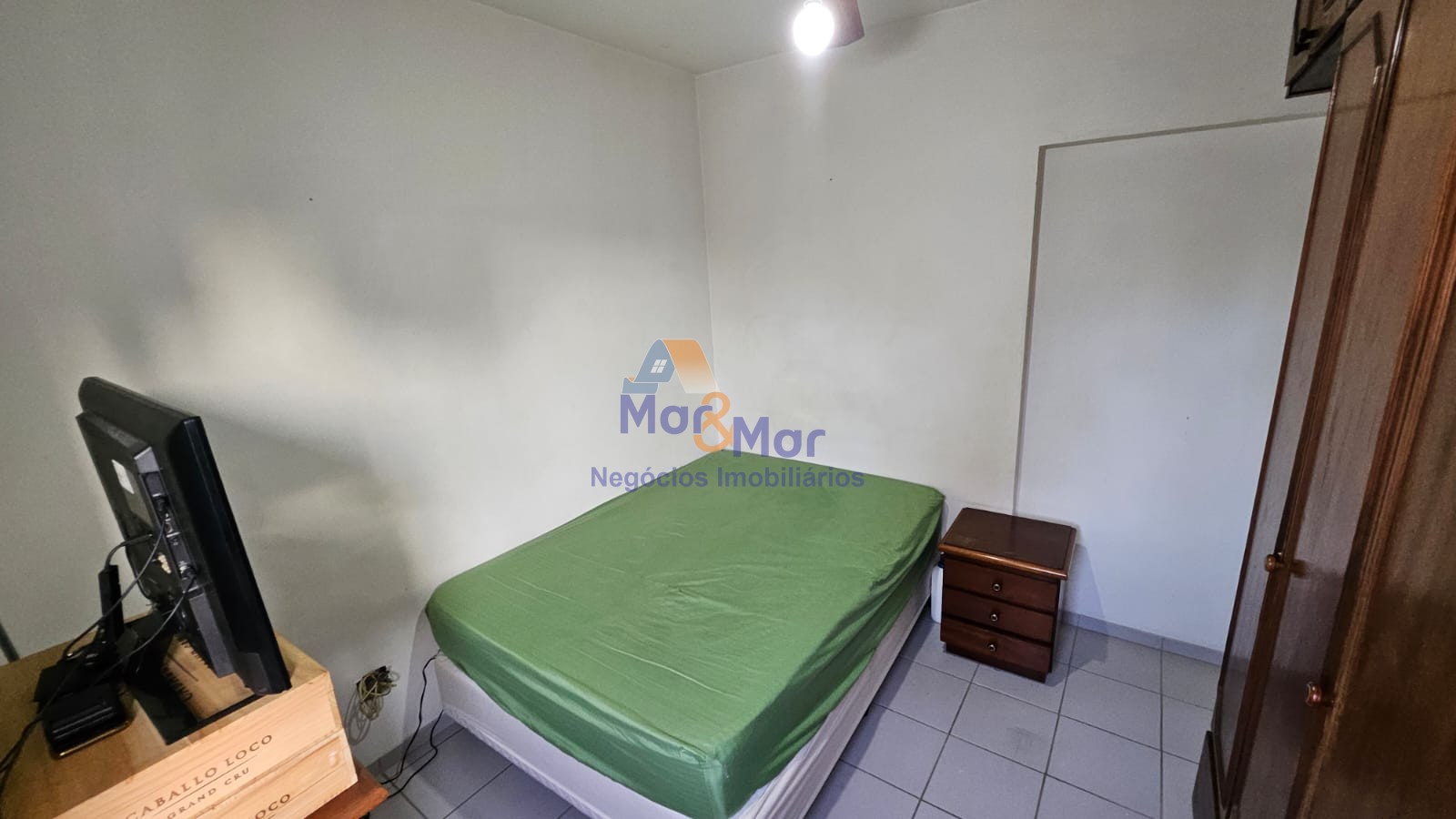 Apartamento na Praia das Astúrias, Guarujá - SP