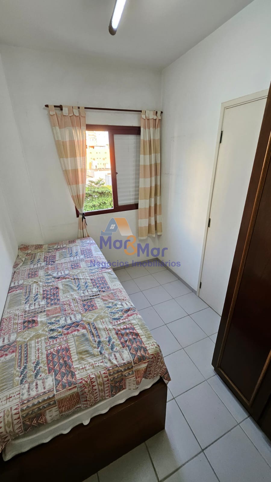 Apartamento na Praia das Astúrias, Guarujá - SP