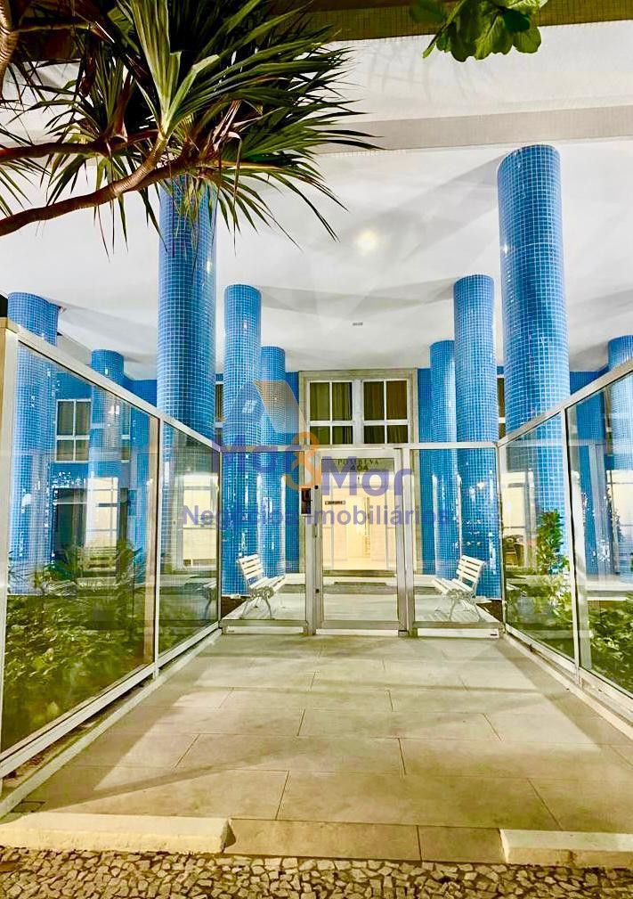 Apartamento Frente ao Mar nas Pitangueiras, Guarujá - SP