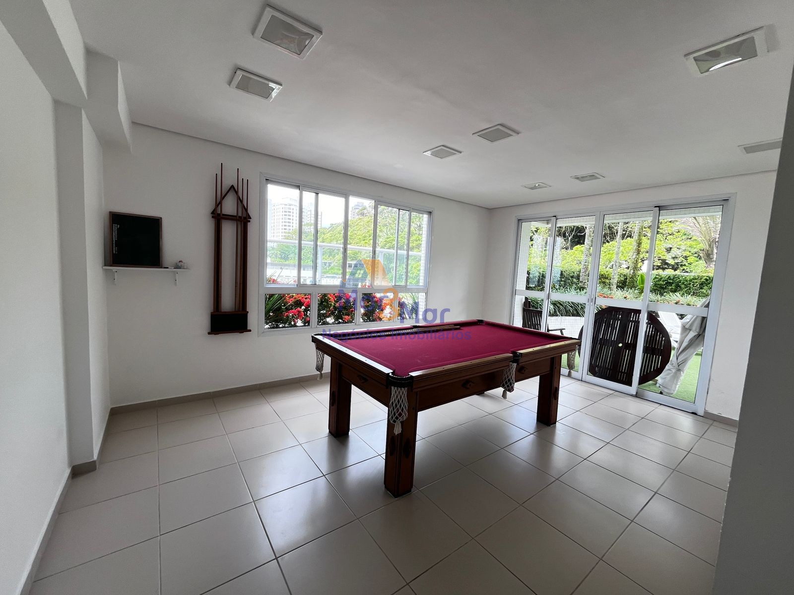 Apartamento Frente ao Mar-4-dormitorios-Enseada