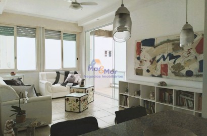 Apartamento na Praia das Pitangueiras, Guarujá - SP