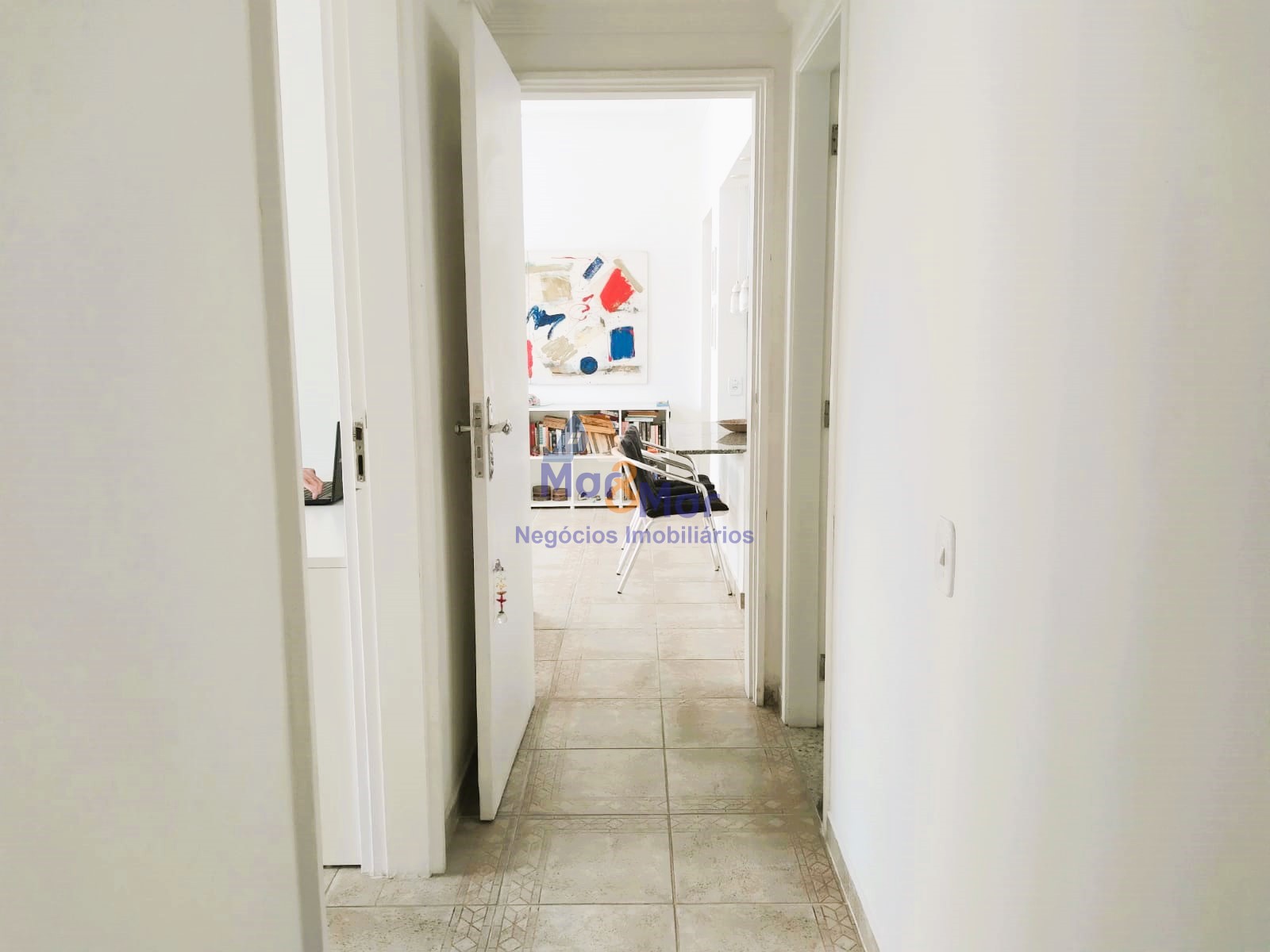 Apartamento na Praia das Pitangueiras, Guarujá - SP