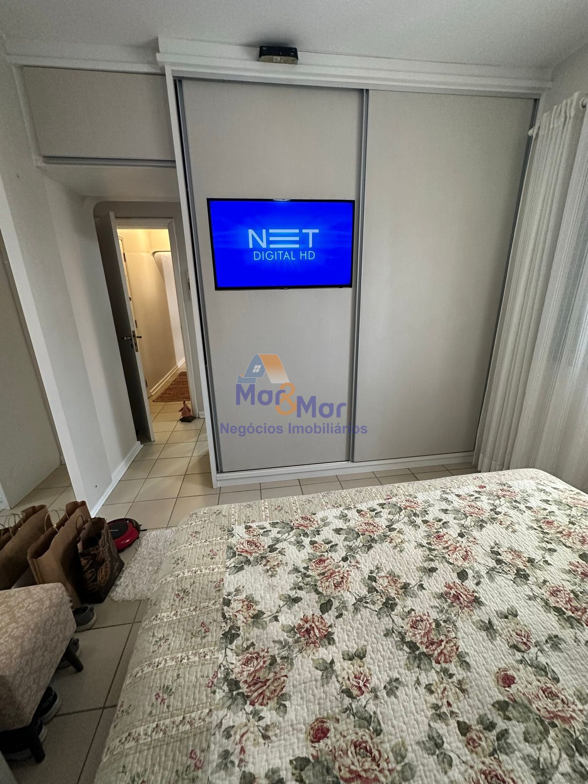 Apartamento na Praia das Astúrias, Guarujá - SP