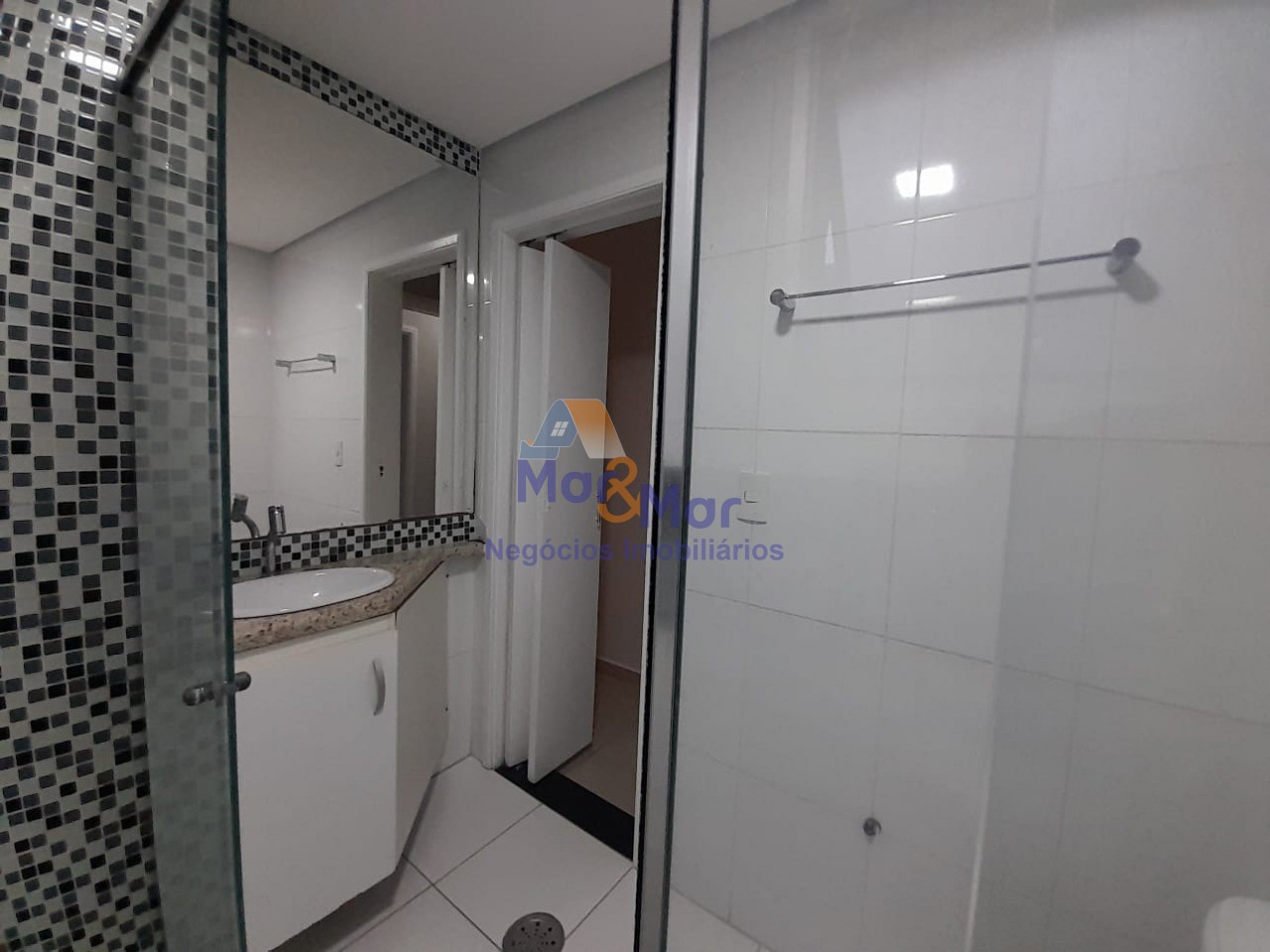 Apartamento na Praia da Enseada, Guarujá - SP