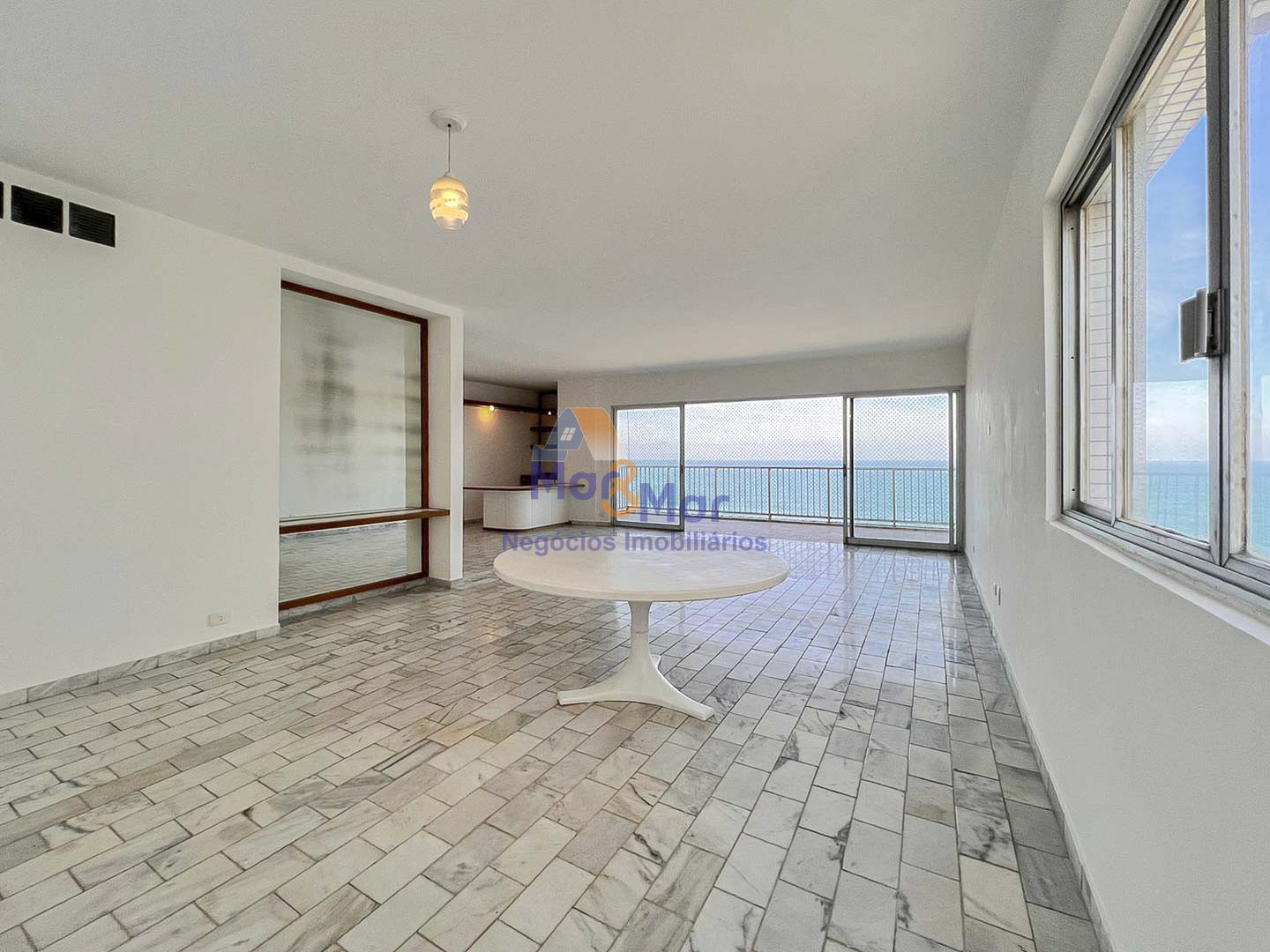 Apartamento GUARUJÁ - SP