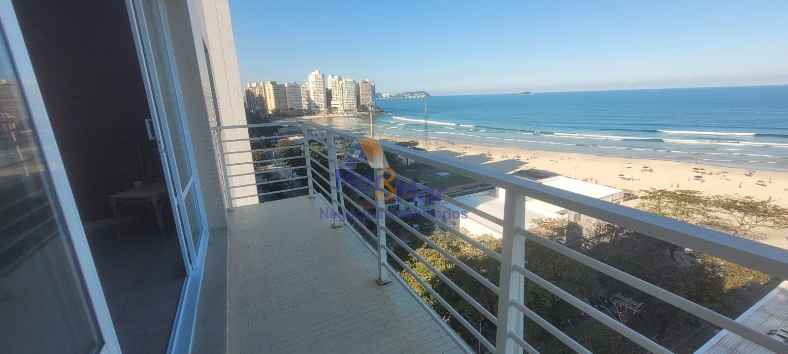 Apartamento Frente ao Mar nas Pitangueiras, Guarujá - SP