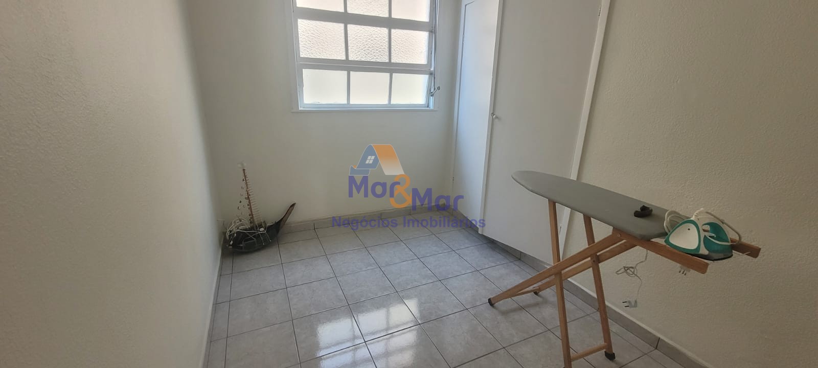 Apartamento Frente ao Mar nas Pitangueiras, Guarujá - SP