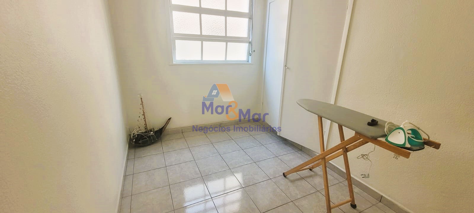 Apartamento Frente ao Mar nas Pitangueiras, Guarujá - SP