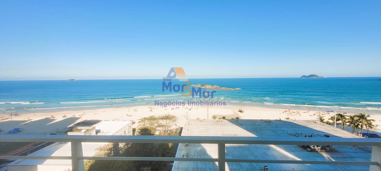 Apartamento Frente ao Mar nas Pitangueiras, Guarujá - SP