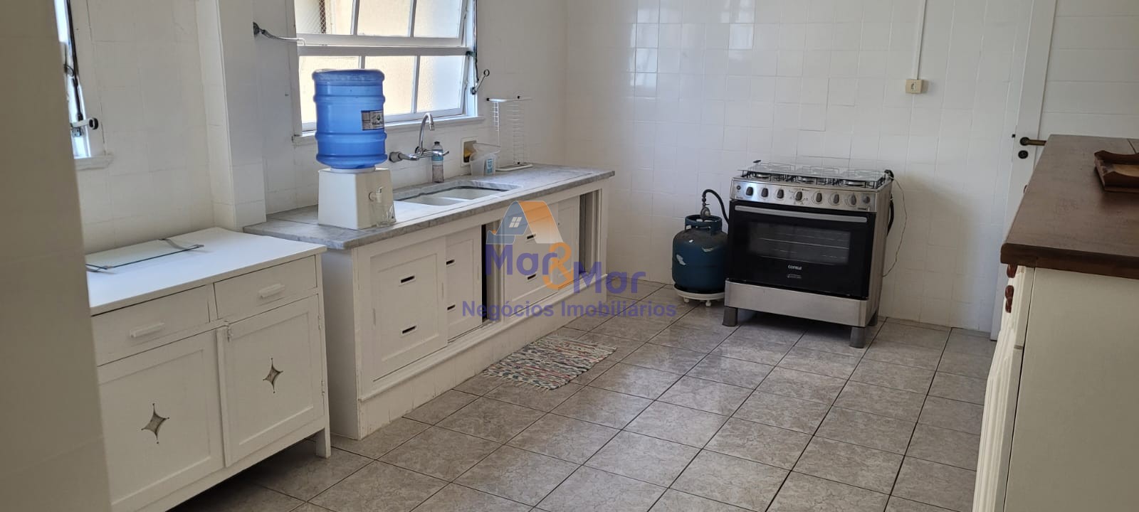 Apartamento Frente ao Mar nas Pitangueiras, Guarujá - SP