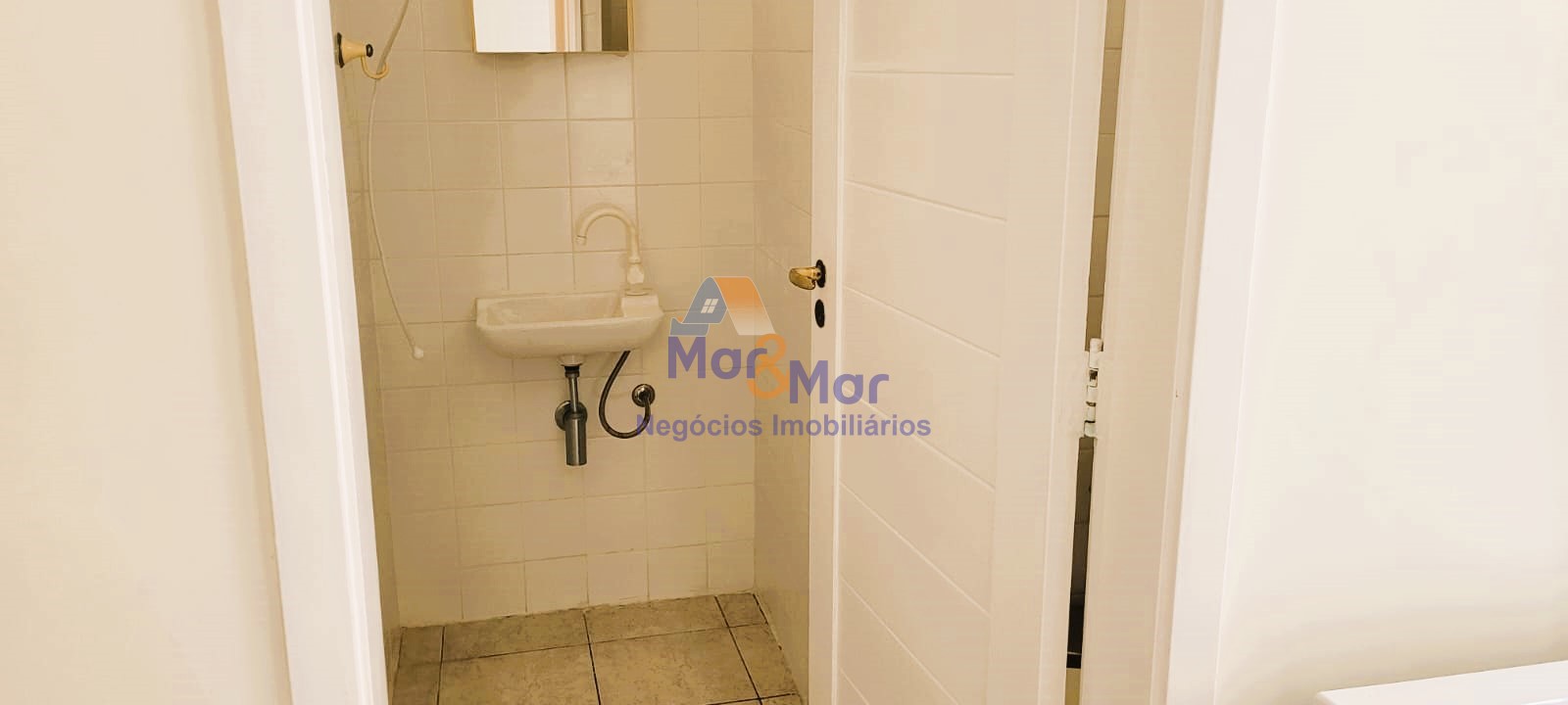 Apartamento Frente ao Mar nas Pitangueiras, Guarujá - SP