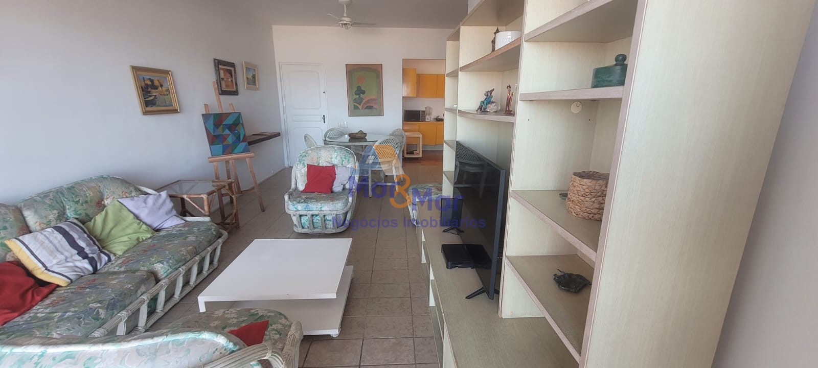 Apartamento Frente ao Mar nas Pitangueiras, Guarujá - SP