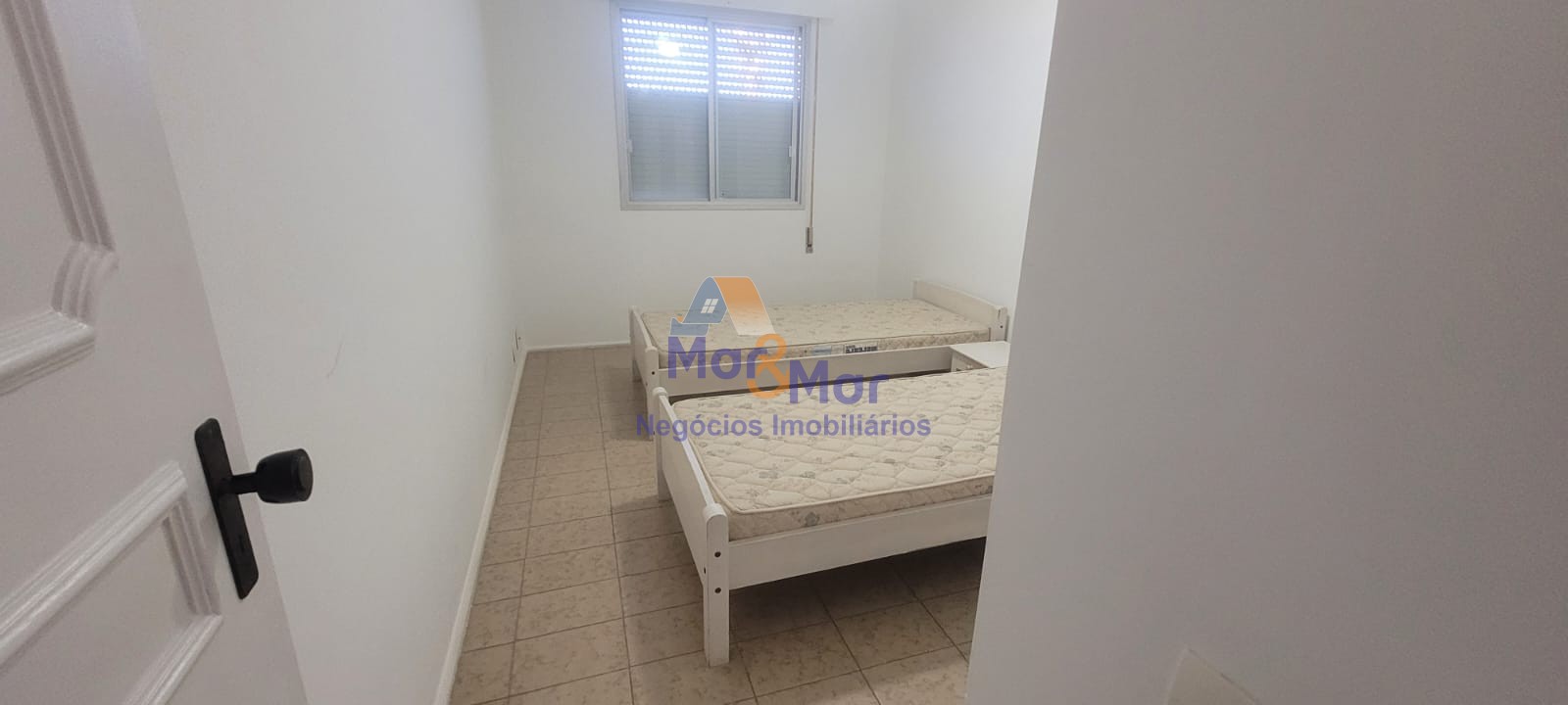 Apartamento Frente ao Mar nas Pitangueiras, Guarujá - SP