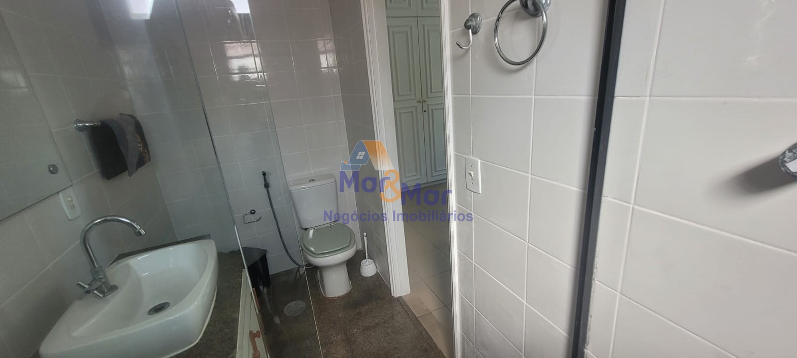 Apartamento para Aluguel nas Pitangueiras, Guarujá/SP