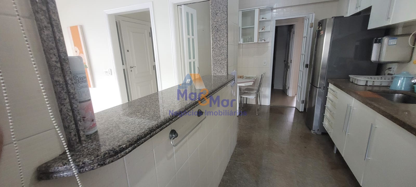 Apartamento para Aluguel nas Pitangueiras, Guarujá/SP