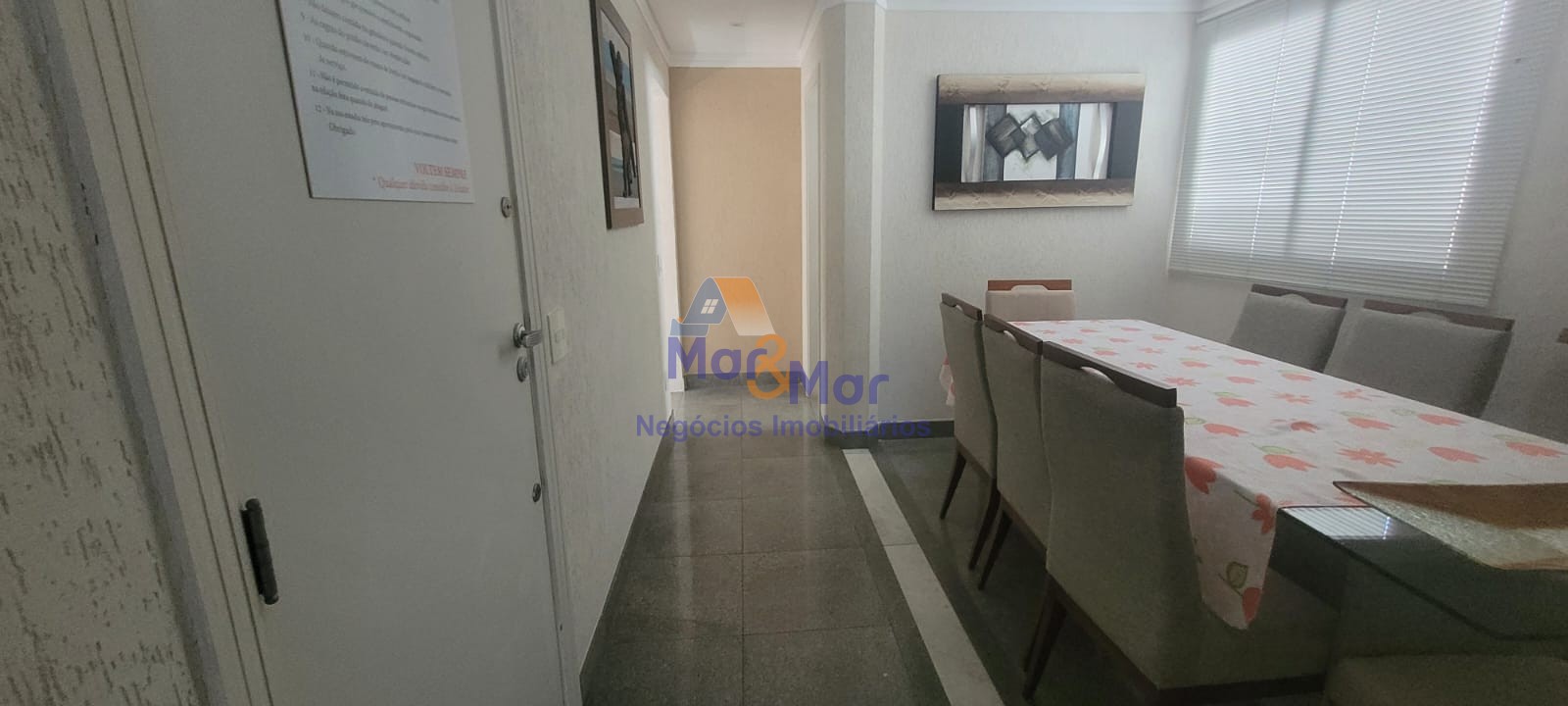 Duplex à Venda na Praia das Pitangueiras - Guarujá